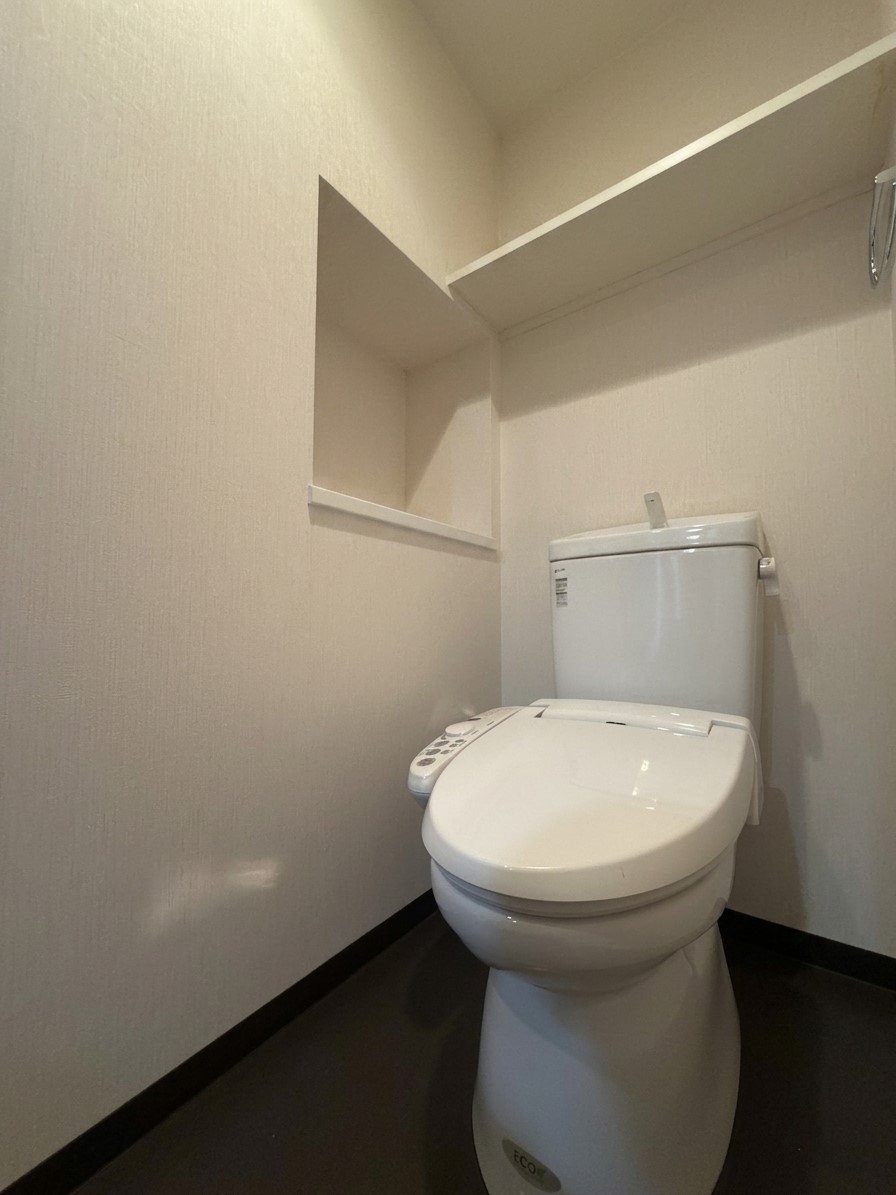 1-Bedroom Condo in Honden 8
