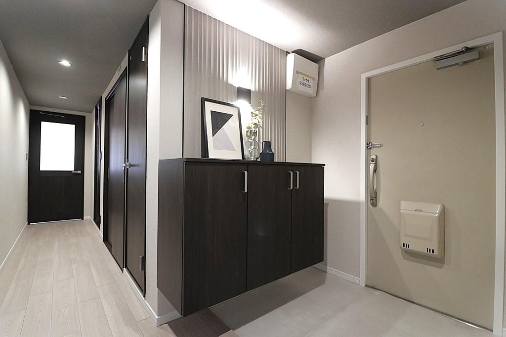 Charming 3-Bedroom Condo Near Station in Nagaikecho 9