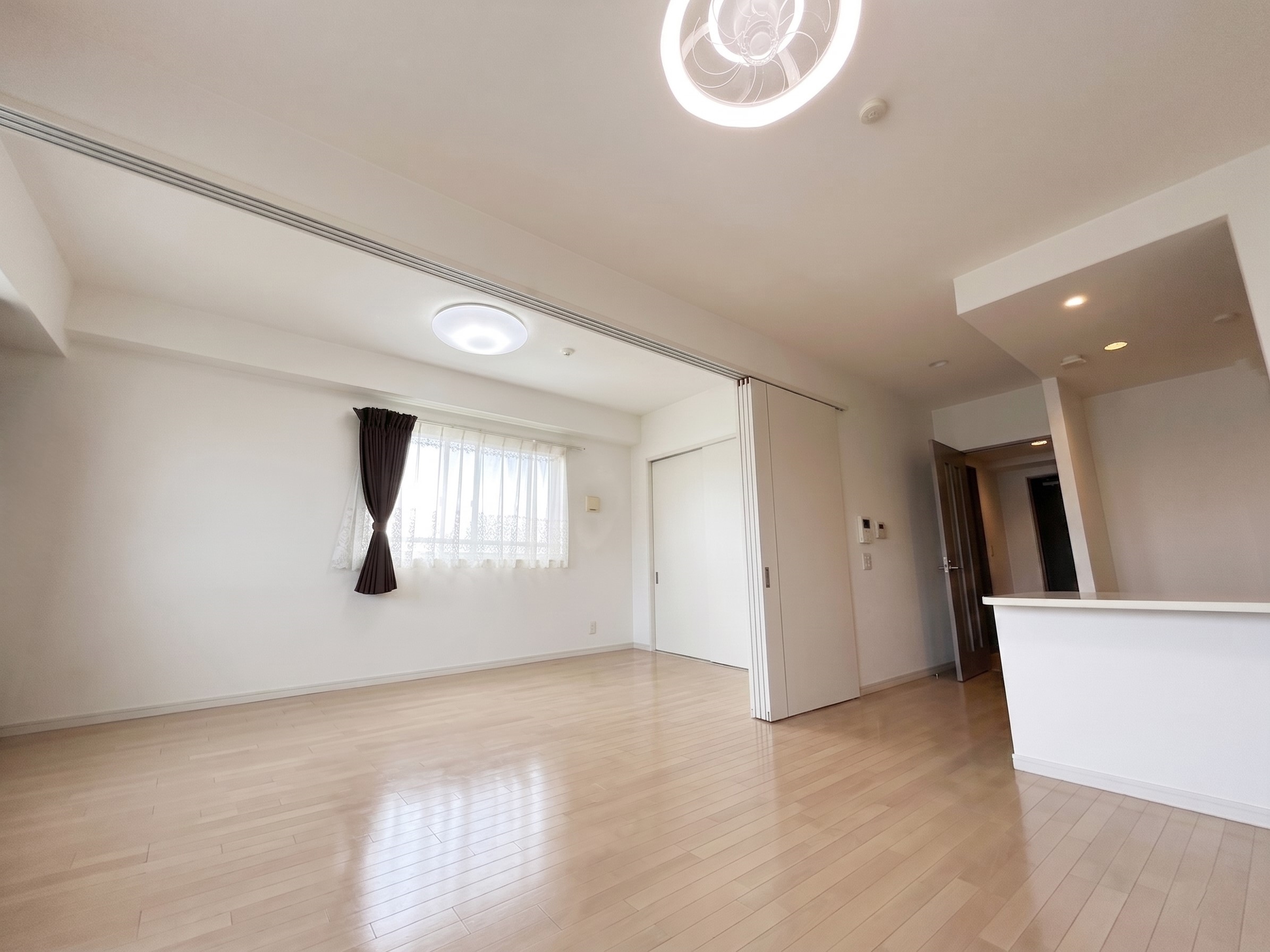 1-Bedroom Condo in Honden 4