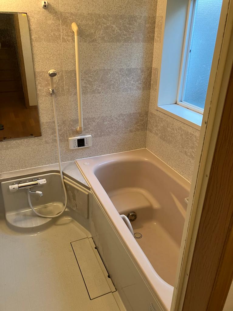 4-Bedroom House in Negishi 8