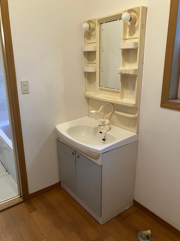 4-Bedroom House in Negishi 7
