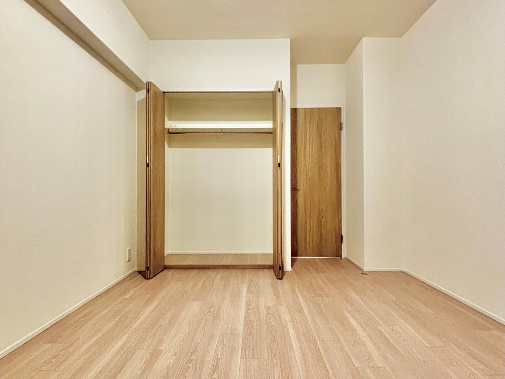 Charming 3-Bedroom Condo Near Station in Shimokosaka 4