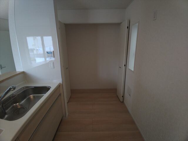Brand New 4-Bedroom House in Kadosawabashi 3