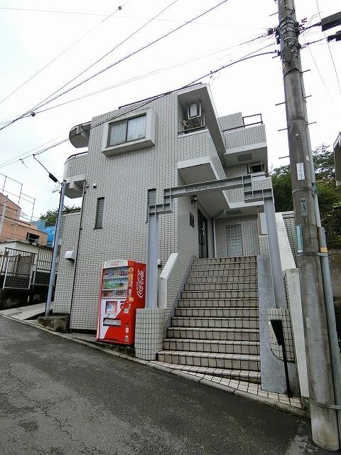 クリオ妙蓮寺参番館 1