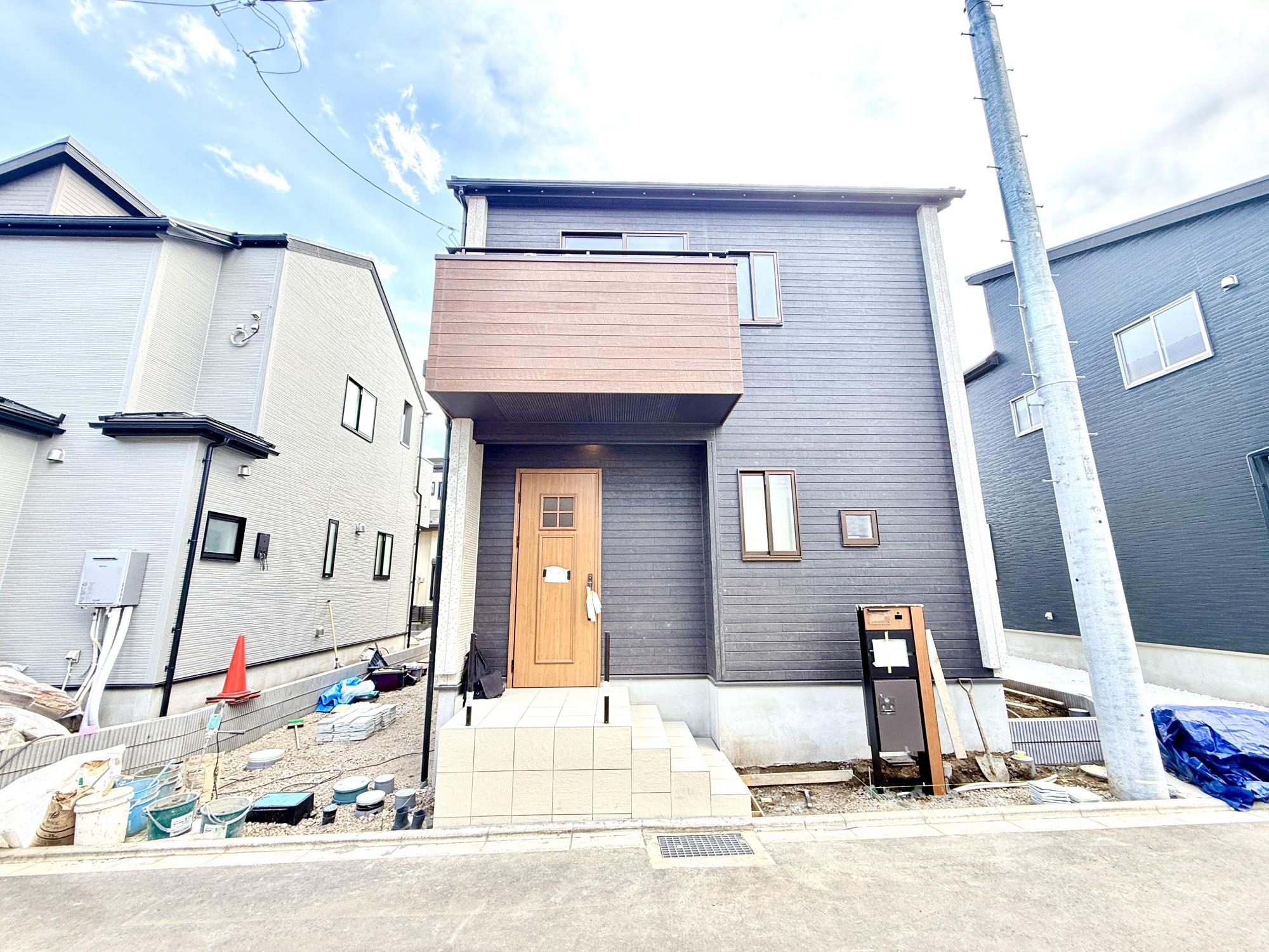 Brand New 4-Bedroom House in Sagamiono 5