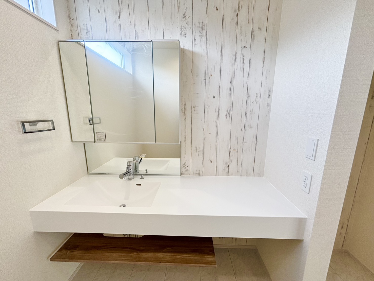 Brand New 4-Bedroom House Near Station in Haginodai 7