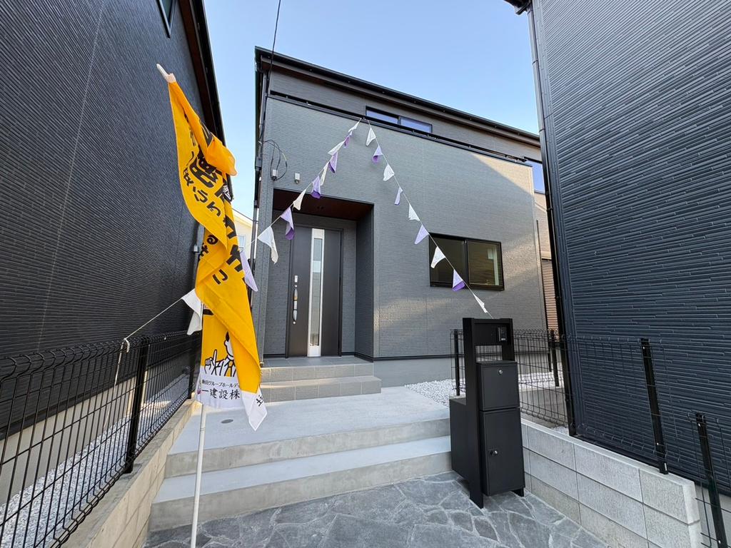 Brand New 4-Bedroom House in Yanagicho 7
