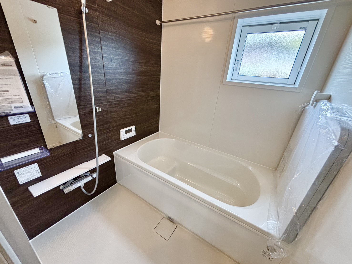 Brand New 4-Bedroom House Near Station in Haginodai 9