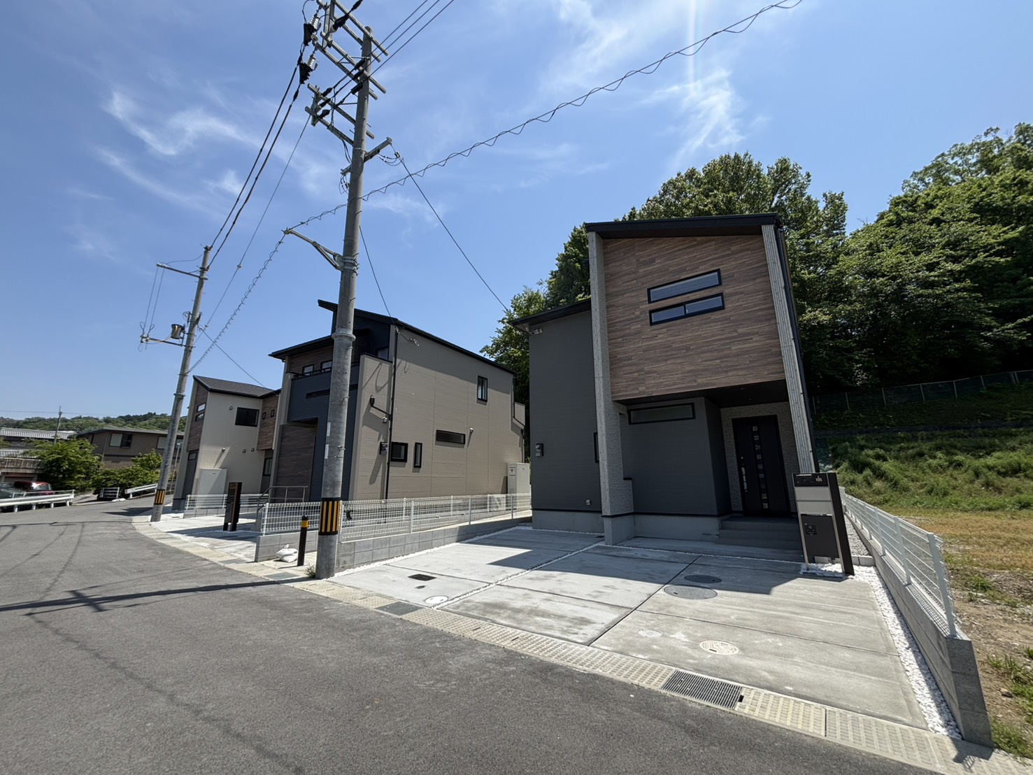 Brand New 4-Bedroom House Near Station in Haginodai 3