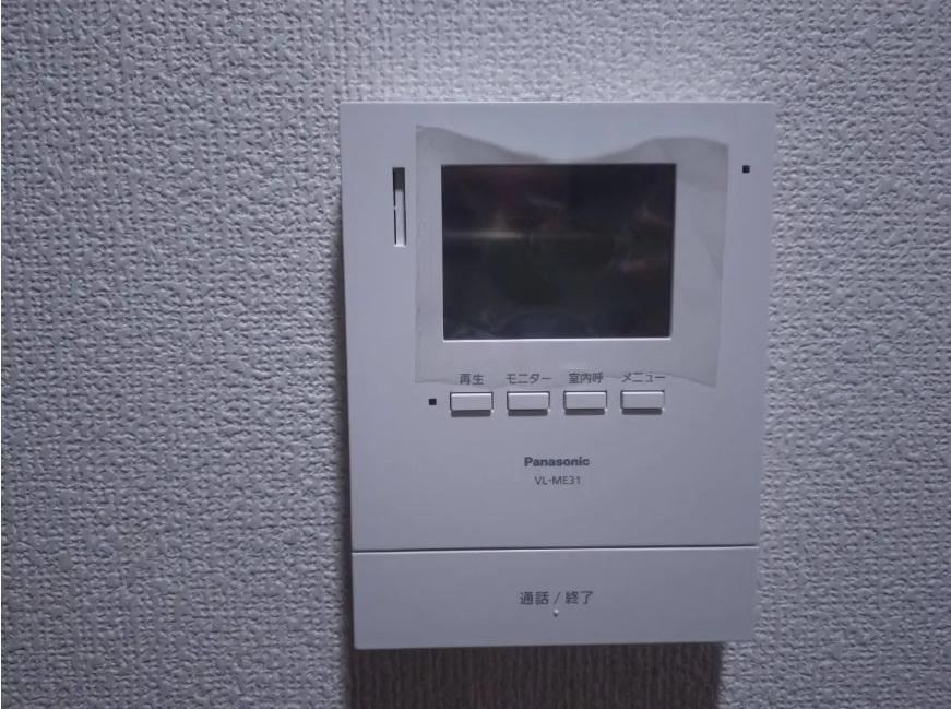 Well-Kept 4-Bedroom House in Higashinakaburi 8