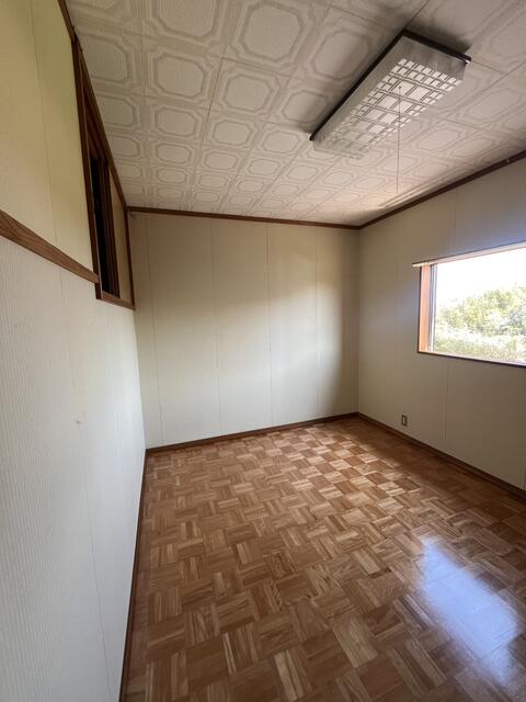 Vintage 3-Bedroom House with a Garden in Tanakaaraoi 8