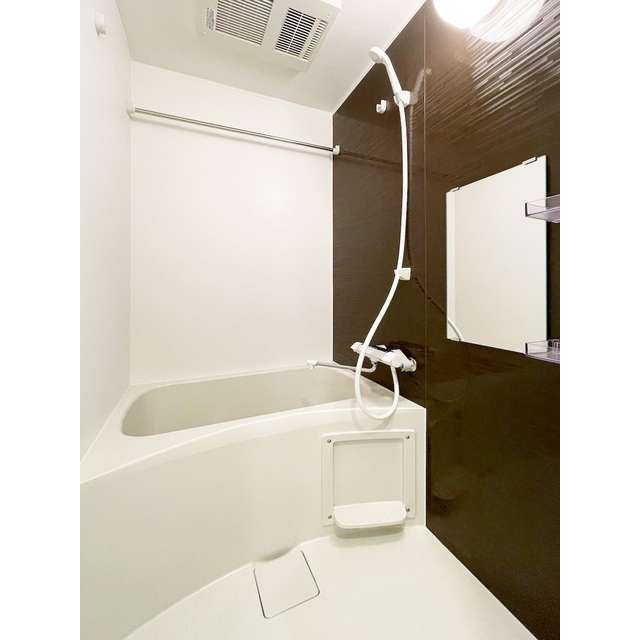 Modern Studio Condo Near Station in Higashinakano 6