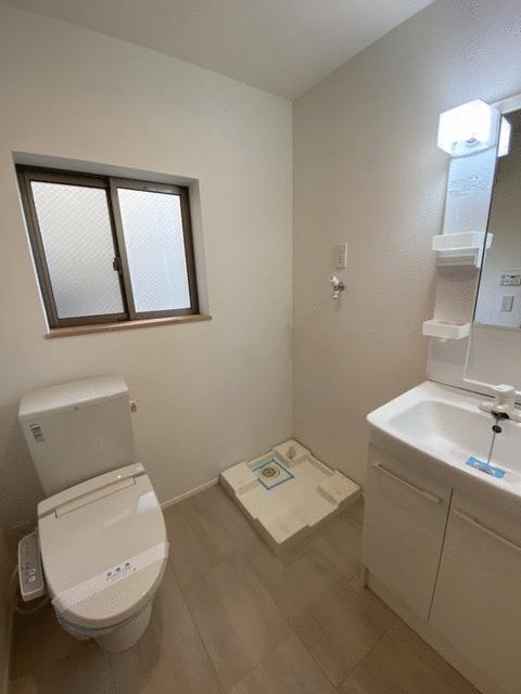 Studio Condo in Chuo 6