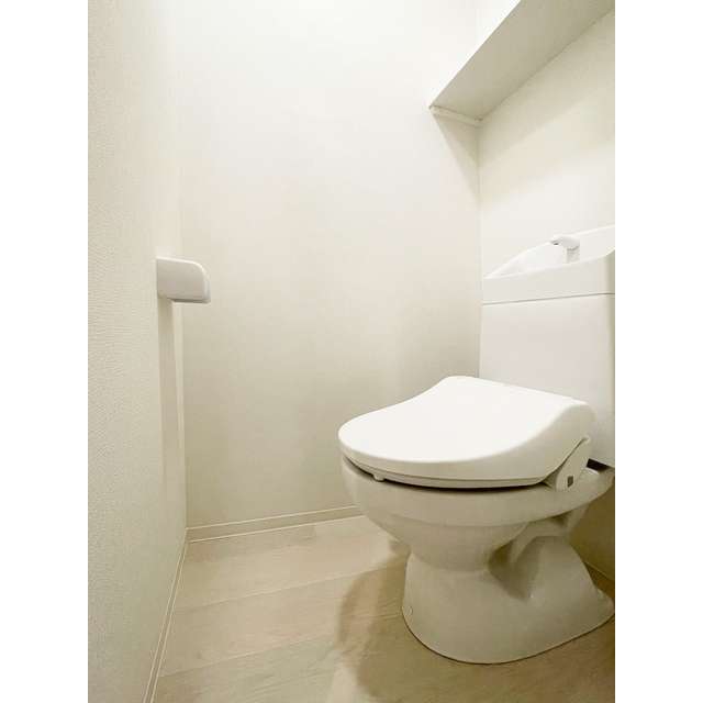 Modern Studio Condo Near Station in Higashinakano 8