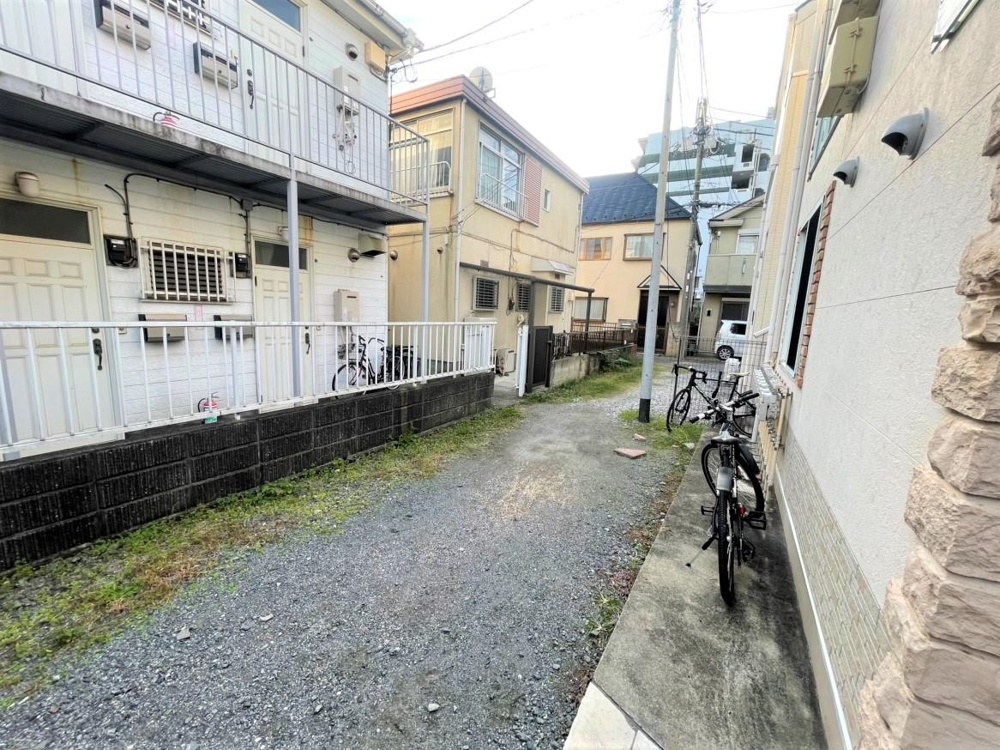 Studio Property in Shimosueyoshi 6