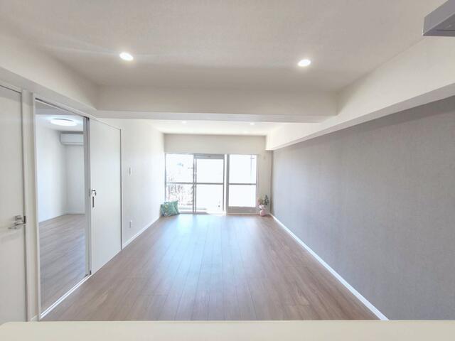 ストークマンション南浦和 2