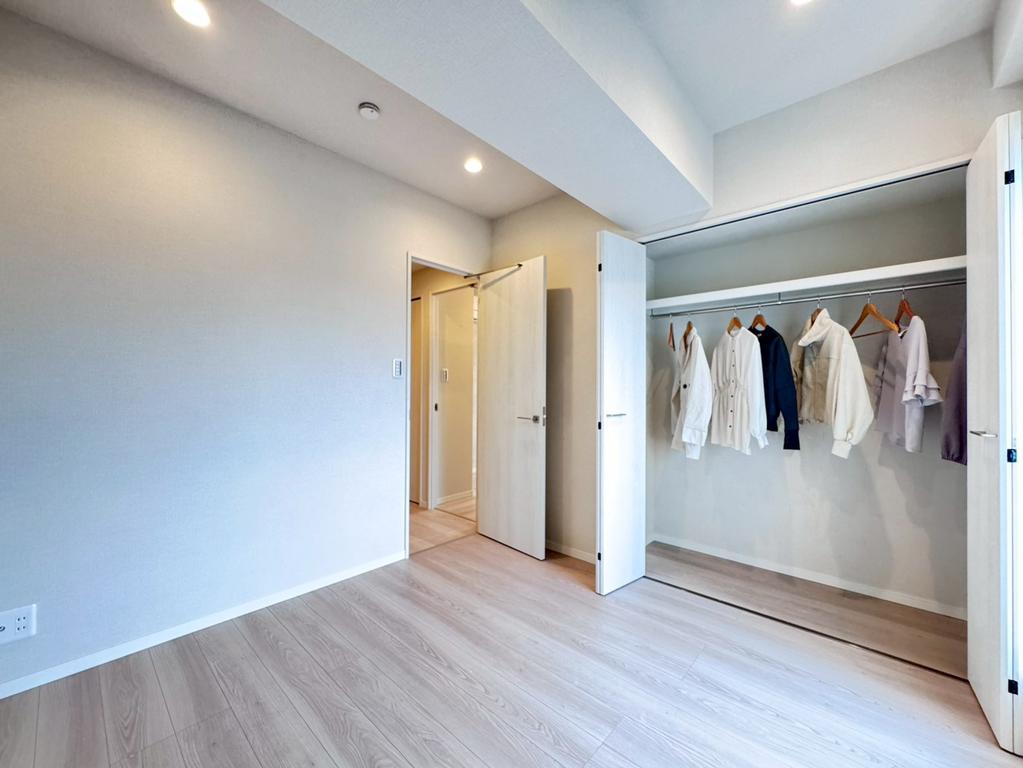 Vintage 3-Bedroom Condo Near Station in Katase kaigan 3