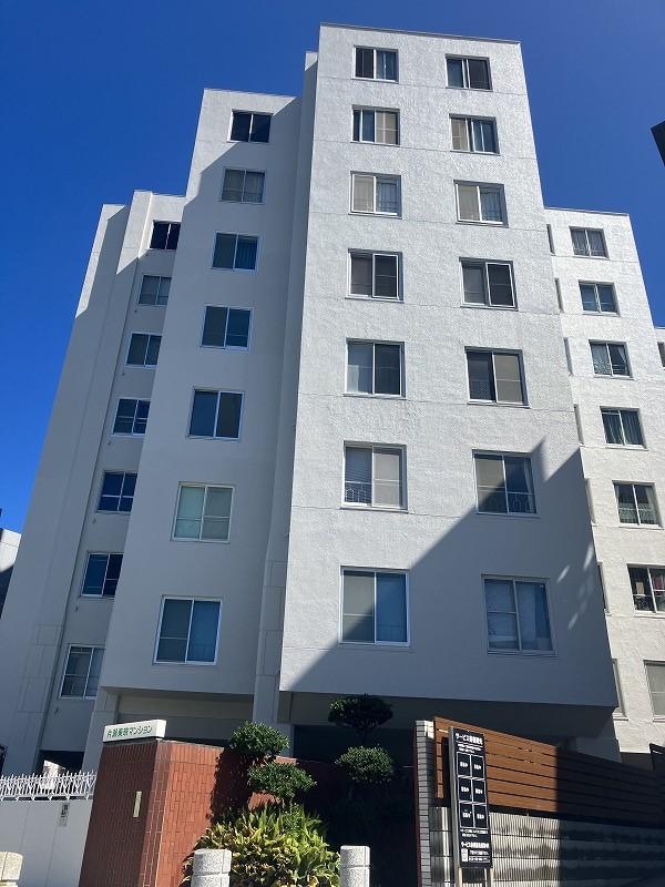 Vintage 3-Bedroom Condo Near Station in Katase kaigan 8