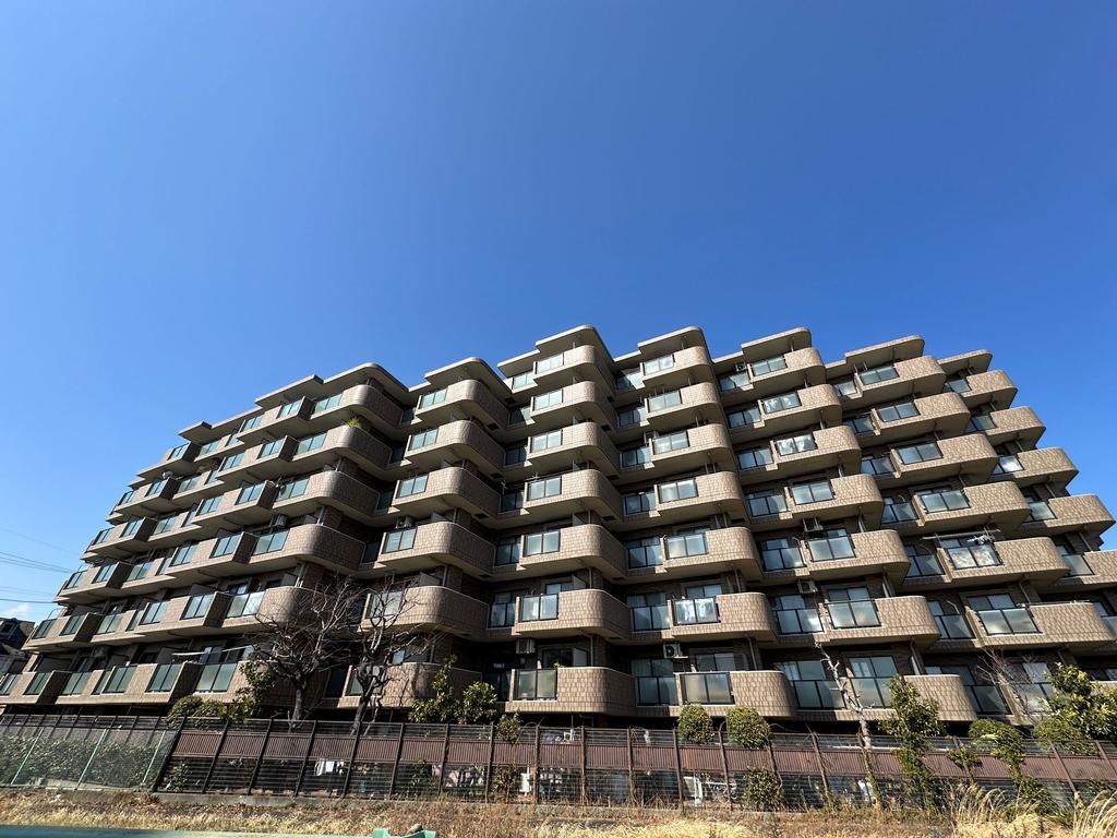 3-Bedroom Condo in Kamitsurumahoncho 8
