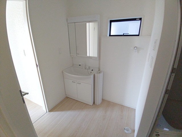 3-Bedroom House in Hayashi 4