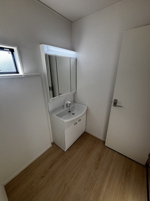 Brand New 3-Bedroom House in Nagisa motomachi 8