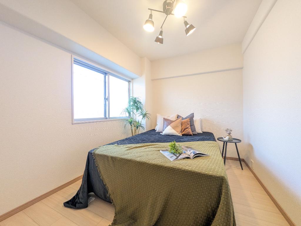 Well-Kept 2-Bedroom Condo Near Station in Toyosaki 7