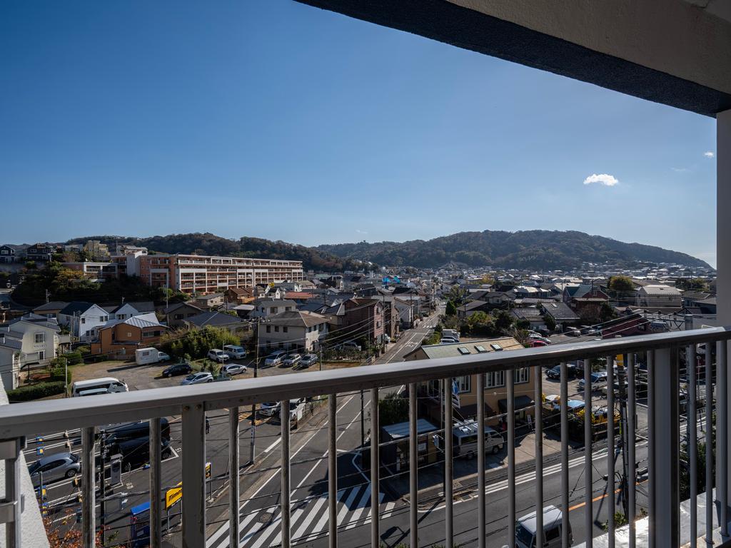 Charming 2-Bedroom Condo in Isshiki 9