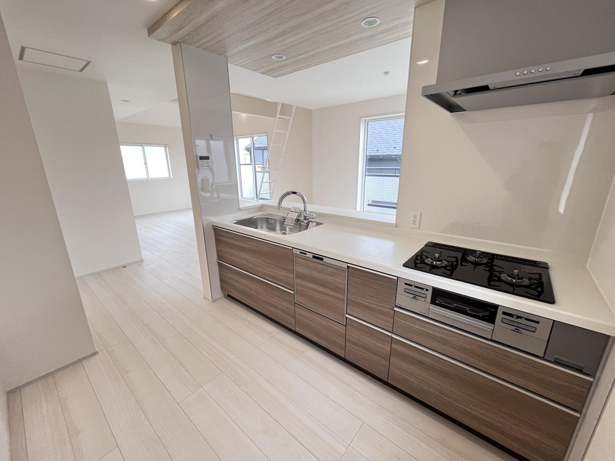 Brand New 3-Bedroom House in Fukayacho 9