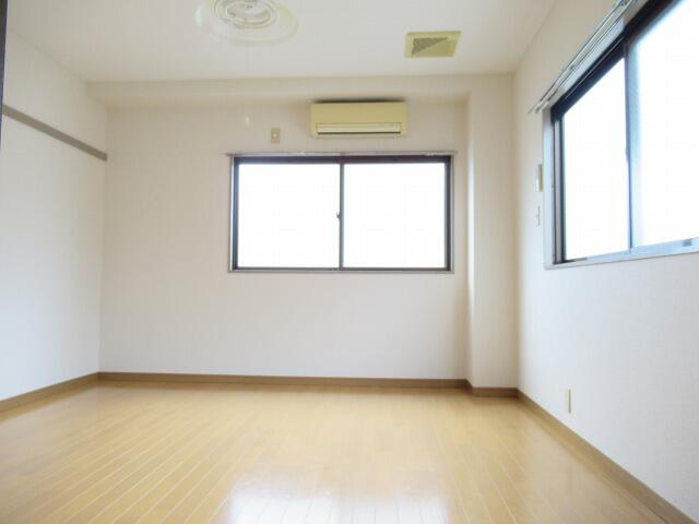 小島ビル 2