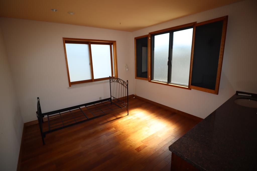 京町二丁目テナント 8