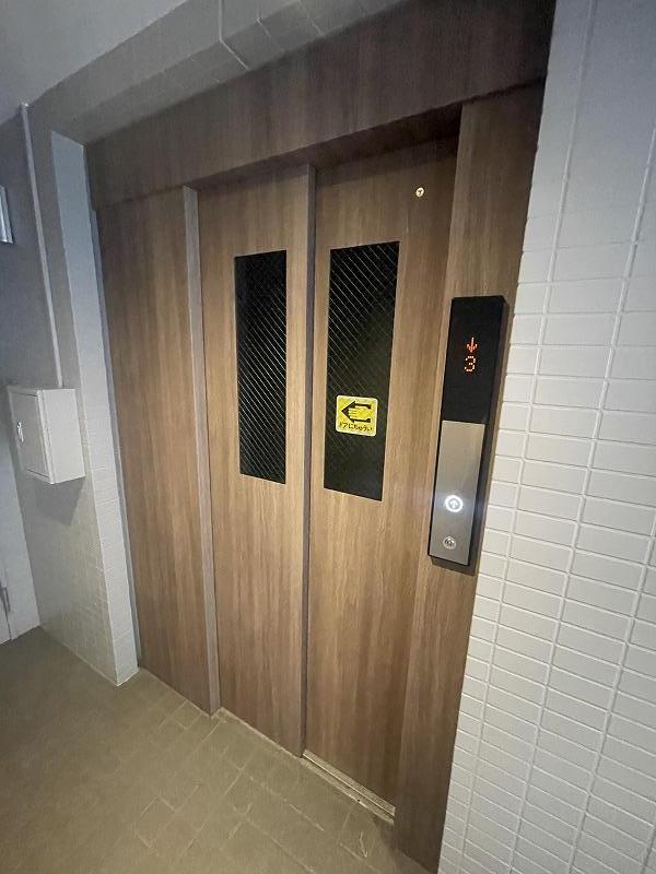 コスモリード横浜反町 7