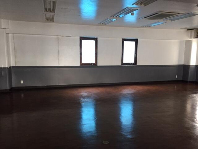 Spacious Property Near Station in Tomiokanishi 1