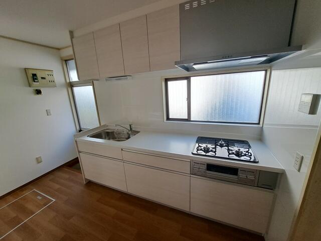 埼玉県日高市武蔵台１丁目 中古戸建 2